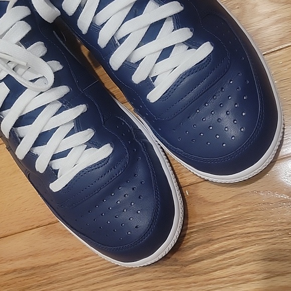 Nike Legend Low (Bfive) - Picture 7 of 16